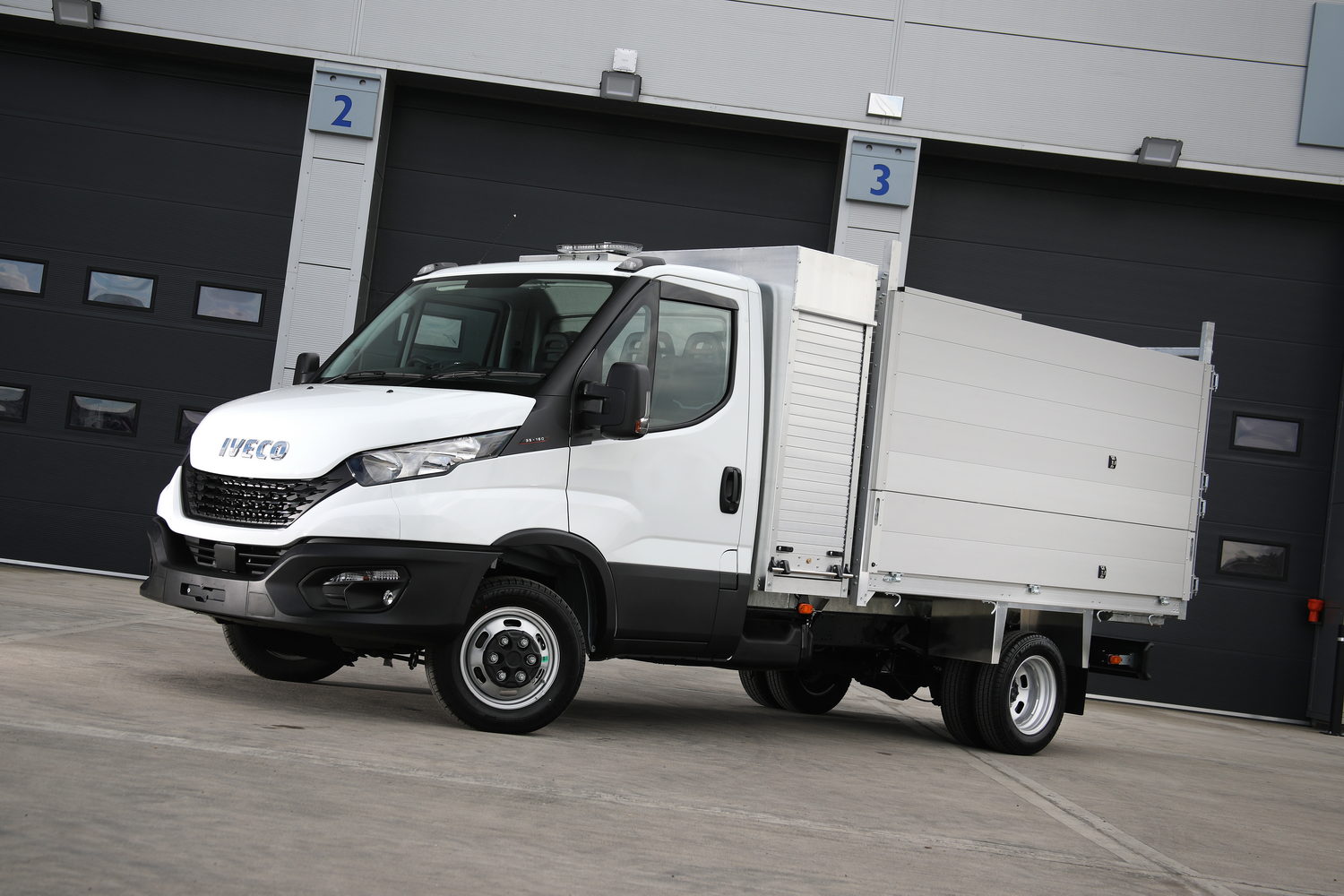 Van News | Iveco showcases new X-Way and Daily tippers | CompleteVan.ie