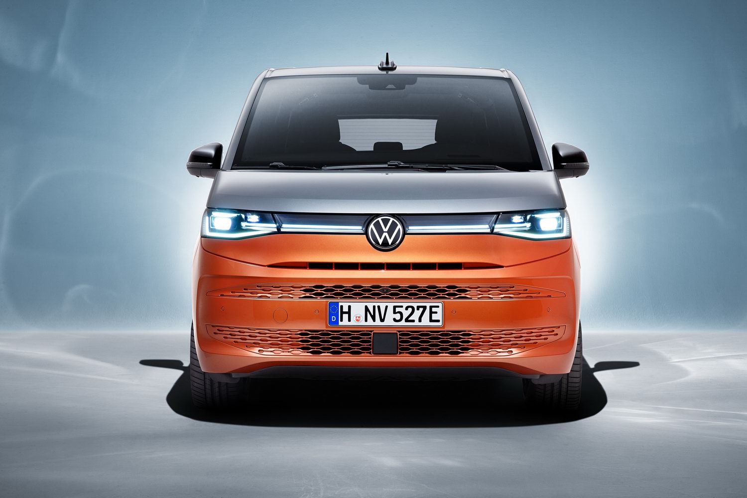 New Volkswagen Multivan gets hybrid tech CompleteVan.ie