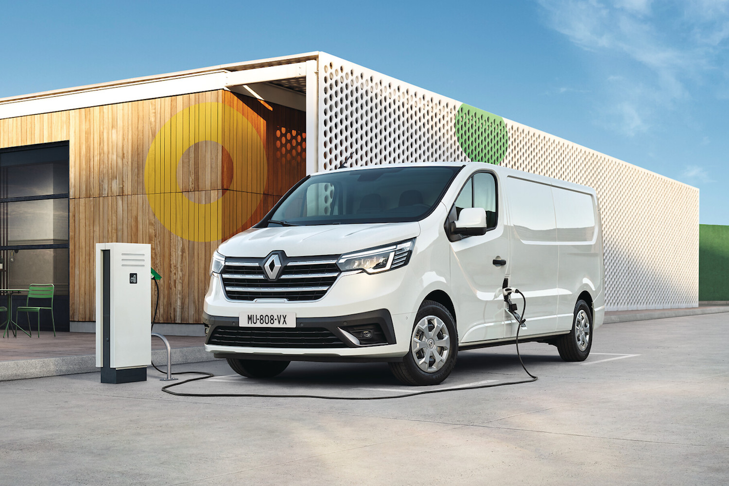 Van Reviews | Renault launches electric Trafic E-Tech | CompleteVan.ie
