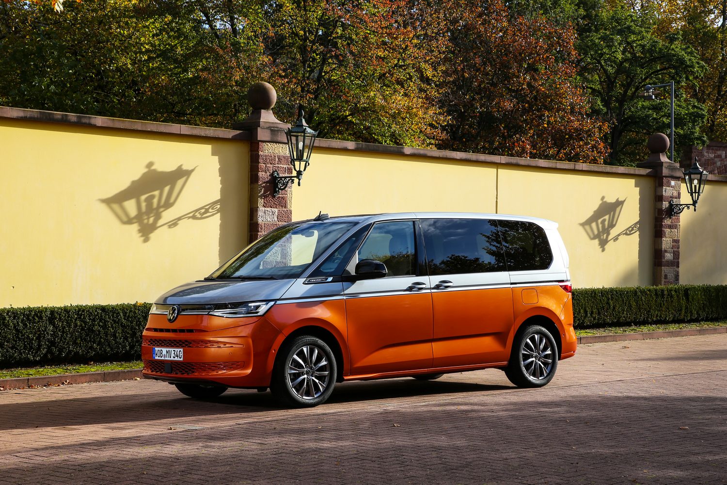 Volkswagen Multivan: Irish pricing & specs | CompleteVan.ie